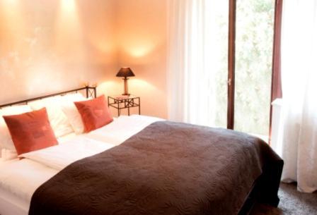 Le Temple Hotel Neuhutten  ภายนอก รูปภาพ